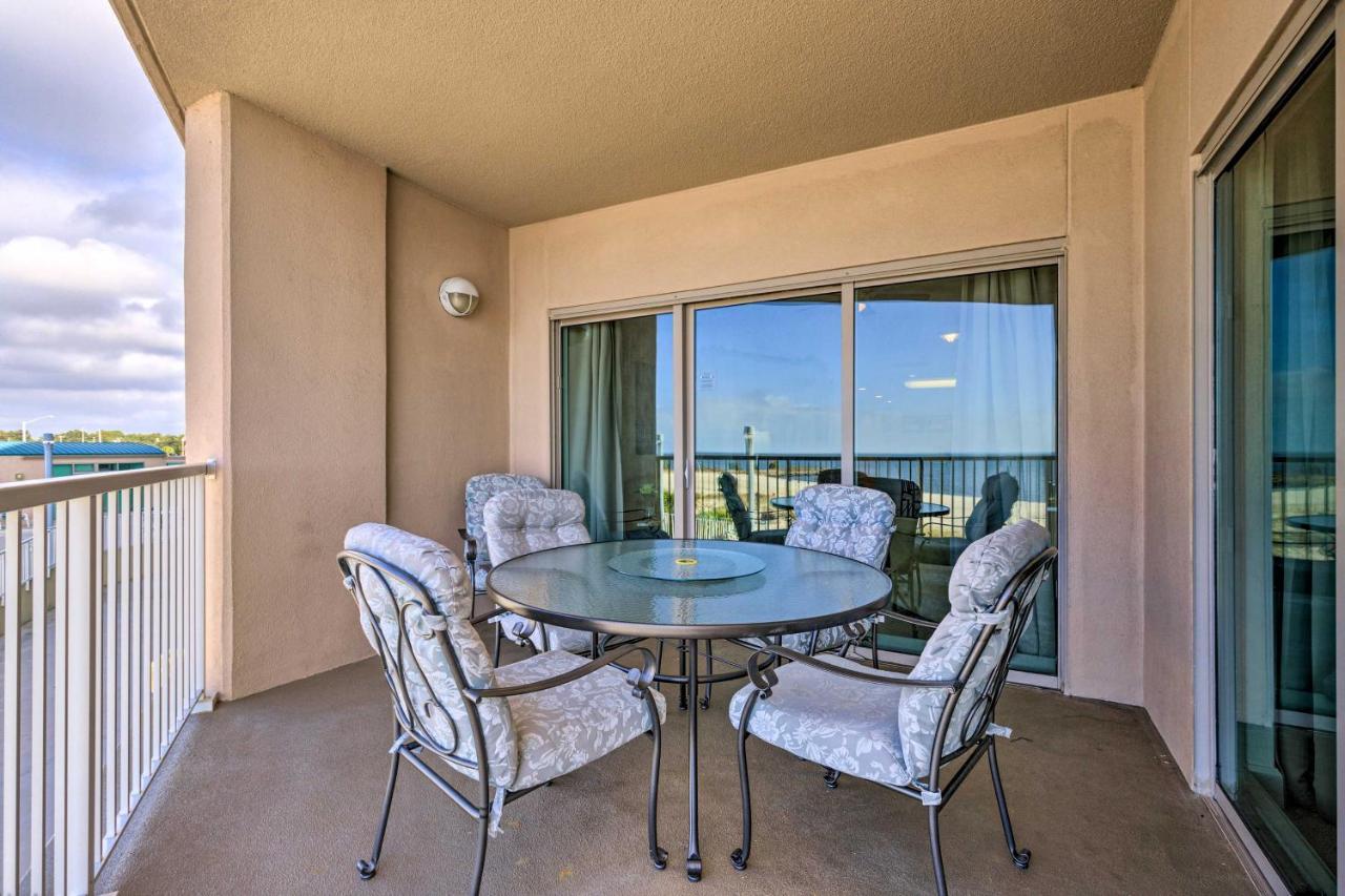 Sunny Beachfront Biloxi Condo With Resort Amenities! Exterior photo